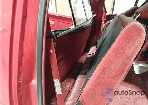 1992 Ford F150 from USA, damaged, VIN 1FTEF15N6NPA18452